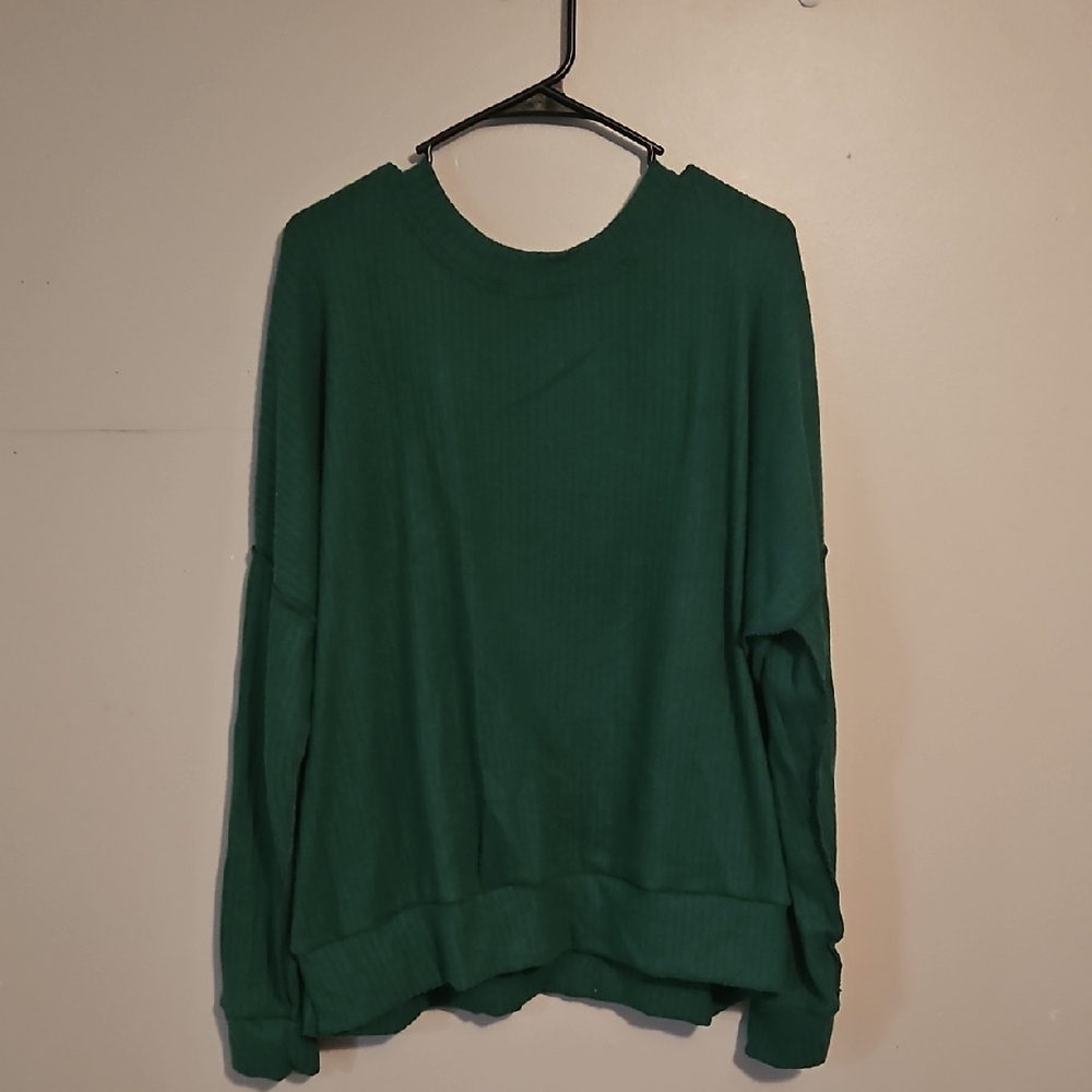 Women's Long Sleeve Green Top
